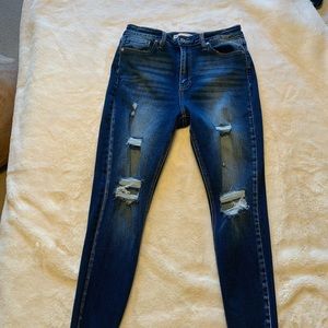 New condition KanCan jeans